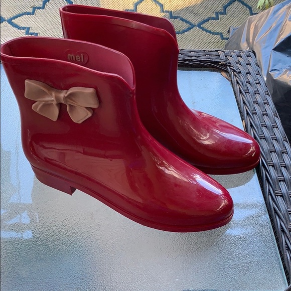 Rain booties size 6 - Picture 1 of 1